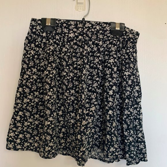 Garage, print skirt, small - Picture 2 of 3